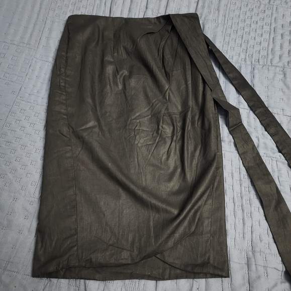 Hearts and Found curtsie playsuit set in black XS - Picture 7 of 13